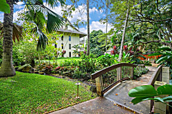 Waikomo Streams Garden View Retreat