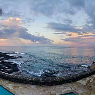 Oceanfront Kona Condo