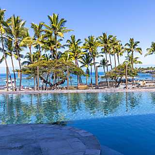 Beach Villas at Kahaluu "Surf and Swim" Condo