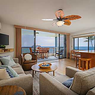 Kona Reef A-27 Oceanfront Retreat