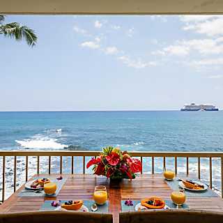 Kona Reef A-27 Oceanfront Retreat