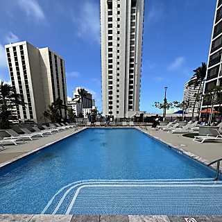 Waikiki Banyan Condo Rental