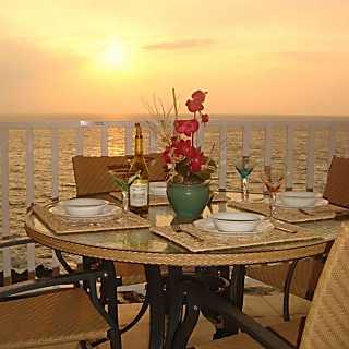 Hale Nai'a (Dolphin House)