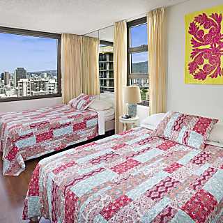 Waikiki Banyan#3502-I