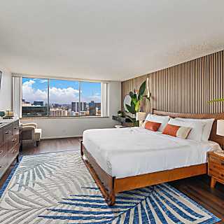 Hawaiian Monarch (PH401)