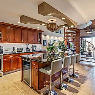 Kamaole Sands Building #7, Unit 404