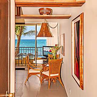 Sugar Beach Resort Live Aloha Suite