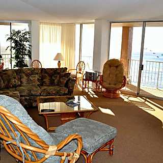 Royal Kahana Resort Unit 711