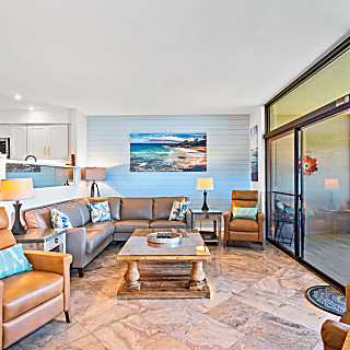 Kaanapali Royal J-302