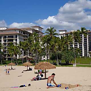 Beach Villas; Beach Tower 807