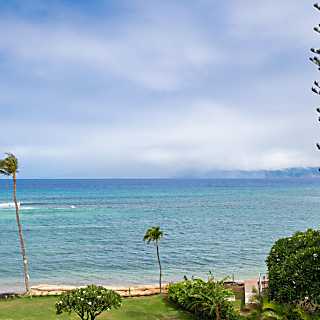 Royal Kahana 405