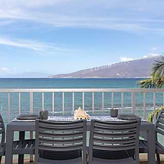 Menehune Shores 4th Floor Unit