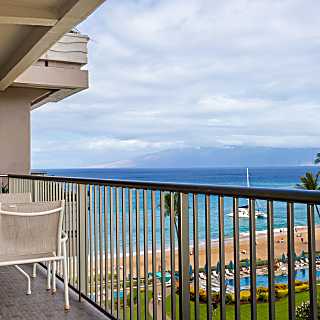 Aston Whaler at Kaanapali 770