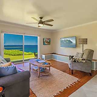 Oceanfront Art Gallery Retreat