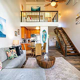 Turtle Bay Surf-Inspired Condo with AC
