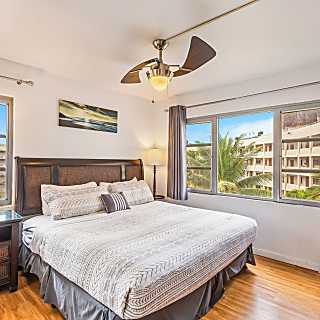 Royal Mauian Remodeled Condo