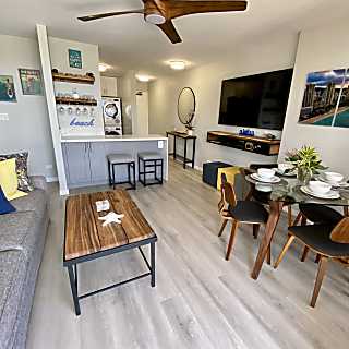 Waikiki High-Rise Ocean View Condo 2BR/2BA