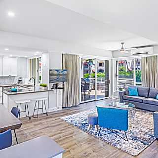 The Palms at Wailea Unit 704