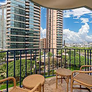 Royal Aloha 8th Floor Unit