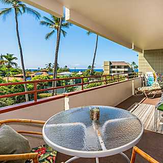 White Sands Village Unit Across Magic Sands Beach