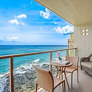 Kuhio Shores 410 Oceanfront Retreat