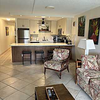 Kamaole Sands Building Three