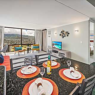 Waikiki Sunset Condo Rental