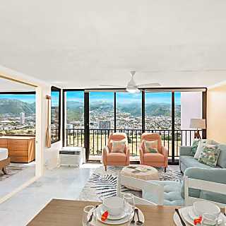 Waikiki Banyan Tower 2, 37th Floor Unit
