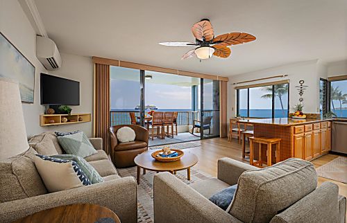 Kona Reef A-27 Oceanfront Retreat