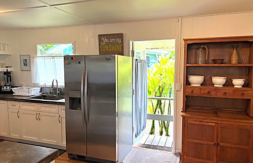Haiku Maui Cottage 3 BR Home