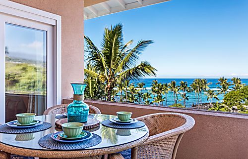 Kahaluu Beach Villas rental condo