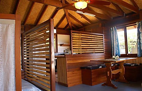 Garden house hideaway