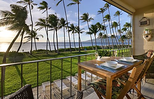 Hale Kai O Kihei Condo with Ocean Views