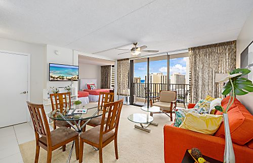 Waikiki Banyan #Mauka Tower2 / 2008