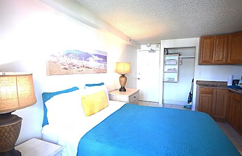 Kuhio Village 804A