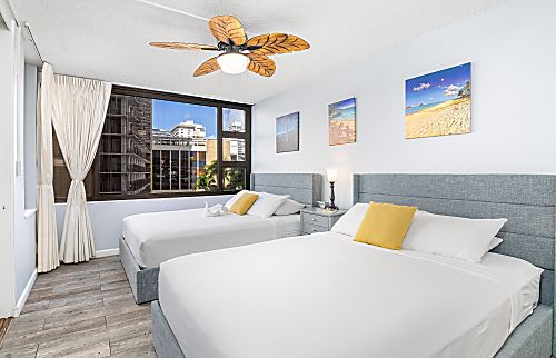 Waikiki Banyan 710 T1