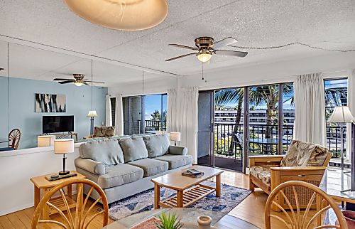 Kihei Akahi Top Floor