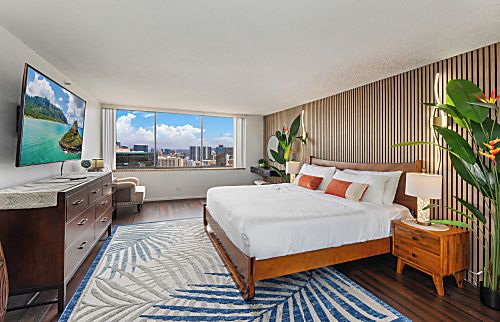 Hawaiian Monarch (PH401)