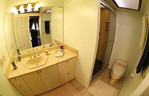 Haw'n Princess at Makaha beach