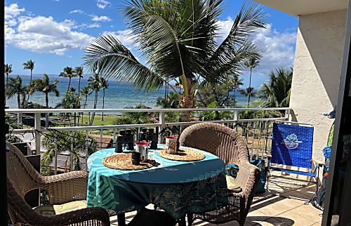 Island Surf Condo Penthouse Unit