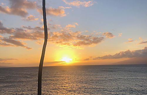 Kahana Reef Oceanfront Condo 