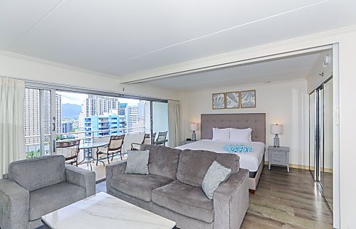 Ilikai Hotel 16th Floor Paradise Condo