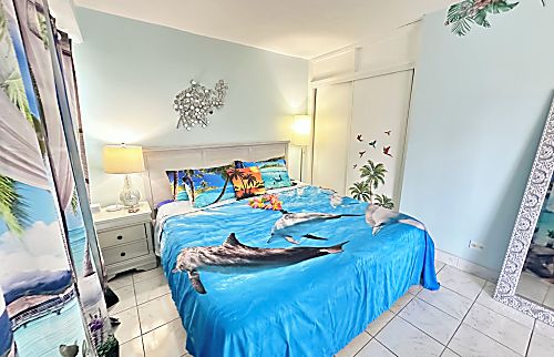 Royal Aloha Apartment