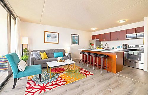 Waikiki Banyan 1709 T2