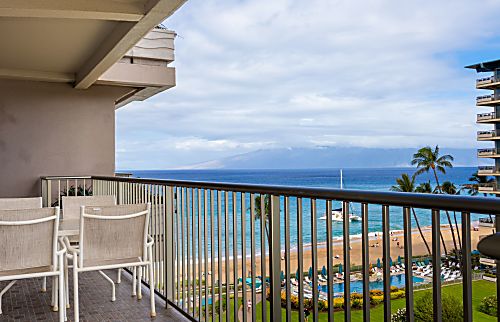 Aston Whaler at Kaanapali 770