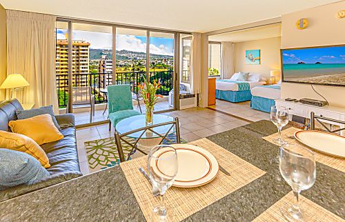 Waikiki Banyan 1007 T2