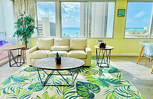 Pacific Monarch 1 Bedroom Unit