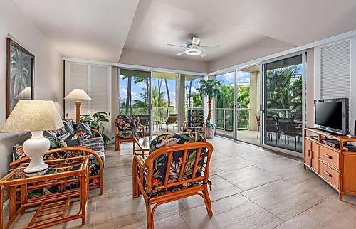 Vista Waikoloa End Unit