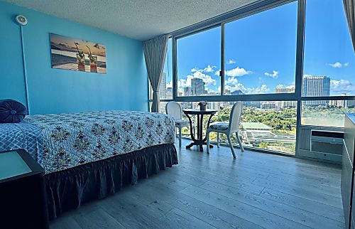 Little Paradise Waikiki 15th Floor Ocean View