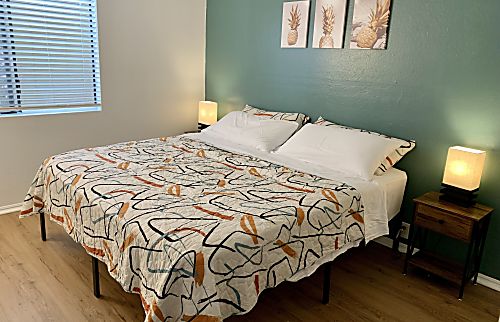 Remodeled Waimea Retreat